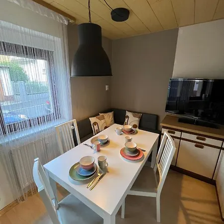 Komfortabel & Kunstvoll Schlafen Vor Den Toren Frankfurts Appartement Langen (Hessen)